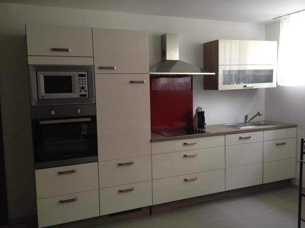 Studio 1 1/2 Contone Номер фото