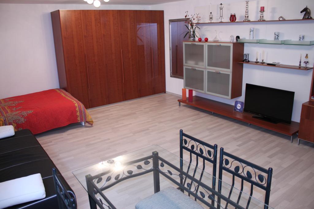 Studio 1 1/2 Contone Екстер'єр фото